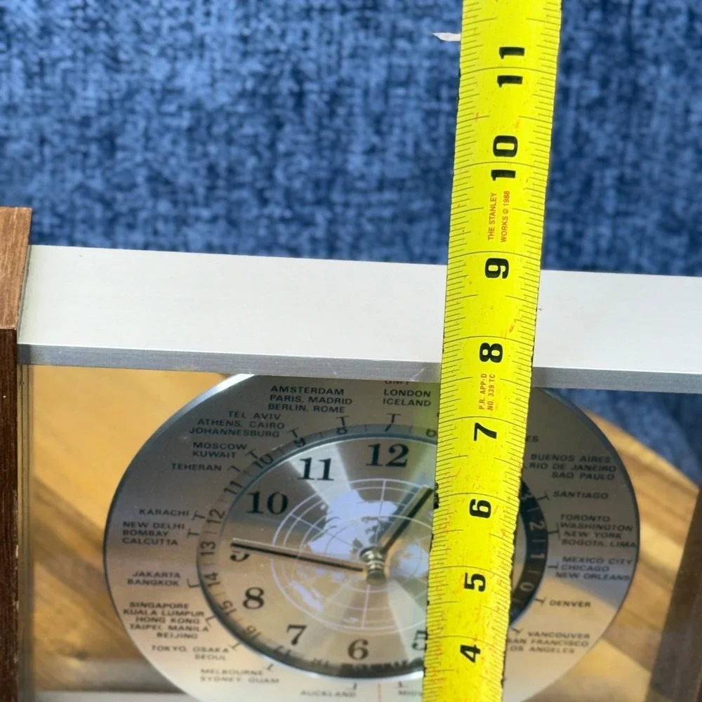 Vintage Verichron Quartz World Time Zone GMT Desk Clock Japan Red Airplane